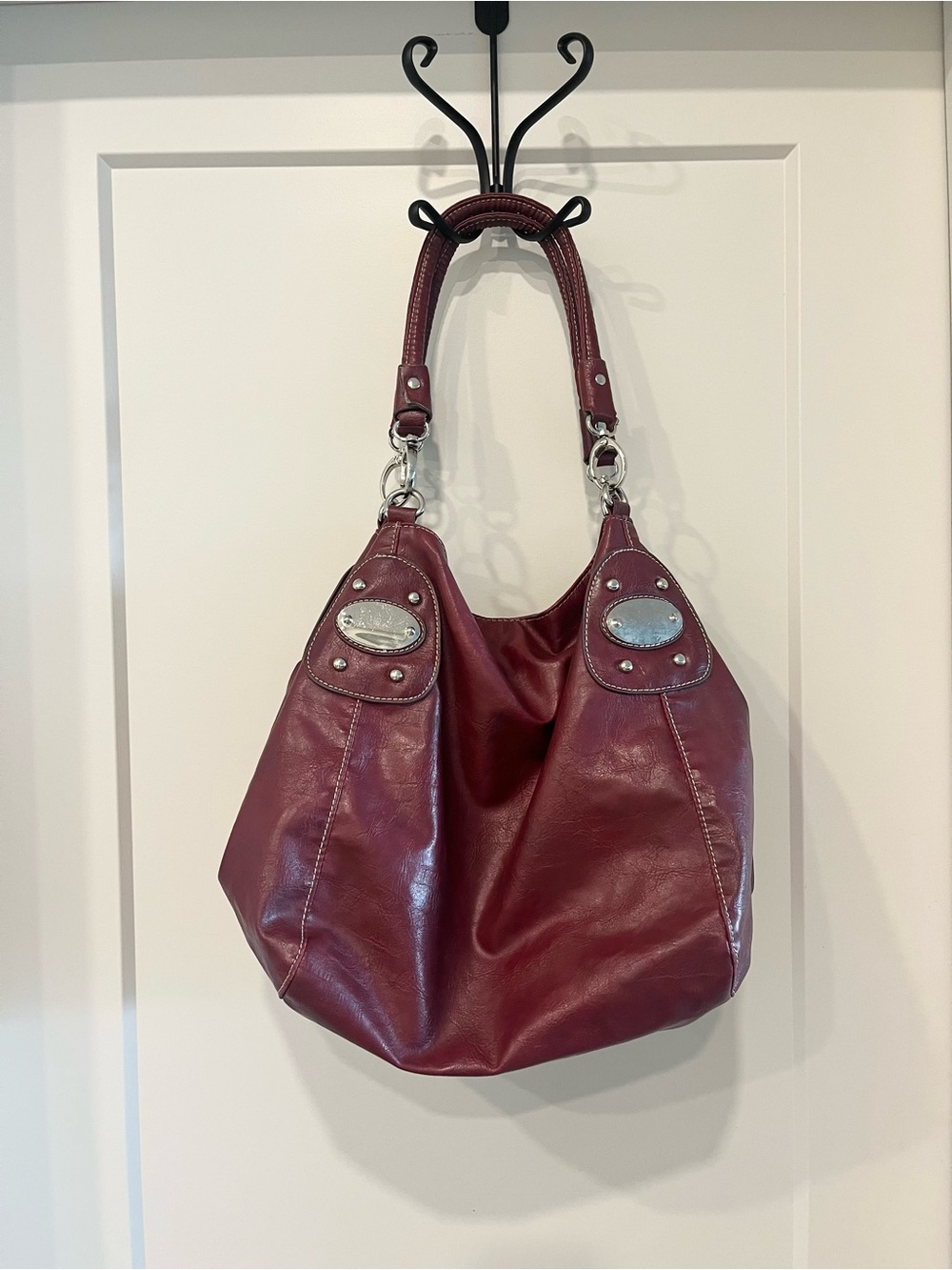 Burgundy 2000s red leather bag